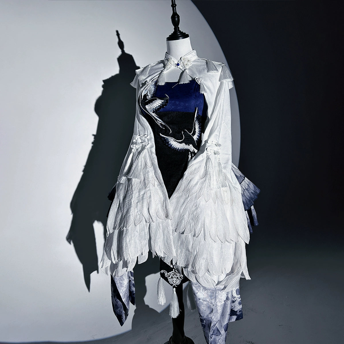 Dark Blue Feathered Finch — Chinese Classic Lolita Dress Set Dark Blue Feathered Finch — Chinese Classic Lolita Dress Set