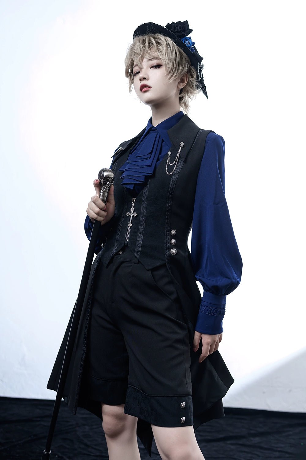 活動的な令嬢のためのショートパンツ 黒皇子系 - grimoire