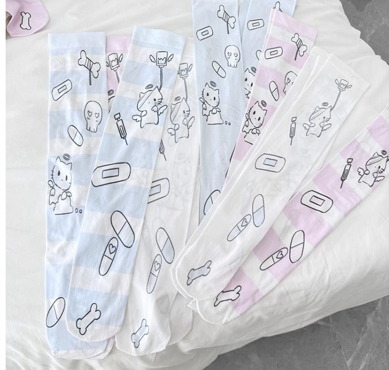 天使界隈 ゴーストキャット総柄ニーハイソックス - grimoire