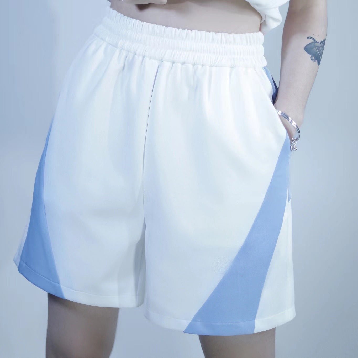 天使界隈 サブカル天使 月と星が煌めくサイバー風 半袖ジャージセットアップ 水色界隈 - grimoire