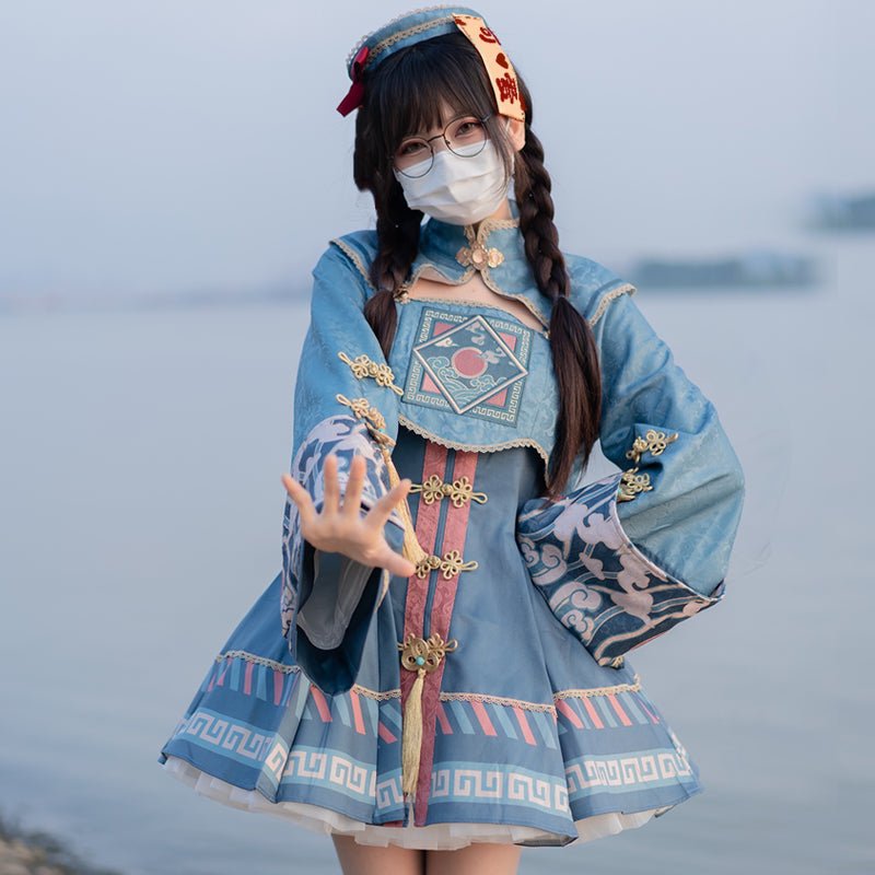 中国のゾンビ キョンシーのドレスとお札の帽子 - grimoire