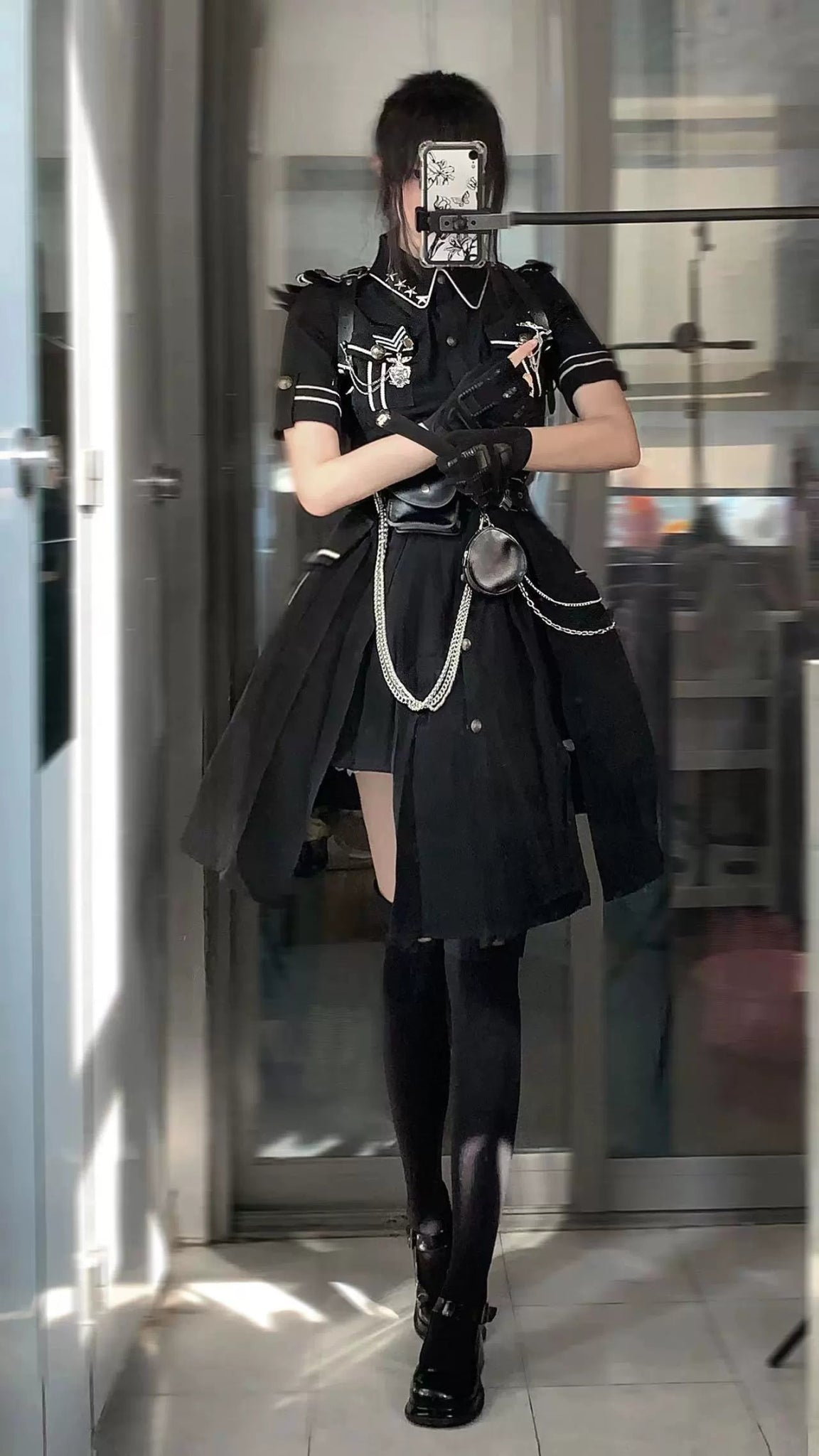 ミリタリーテイストの半袖ロリィタワンピース - grimoire