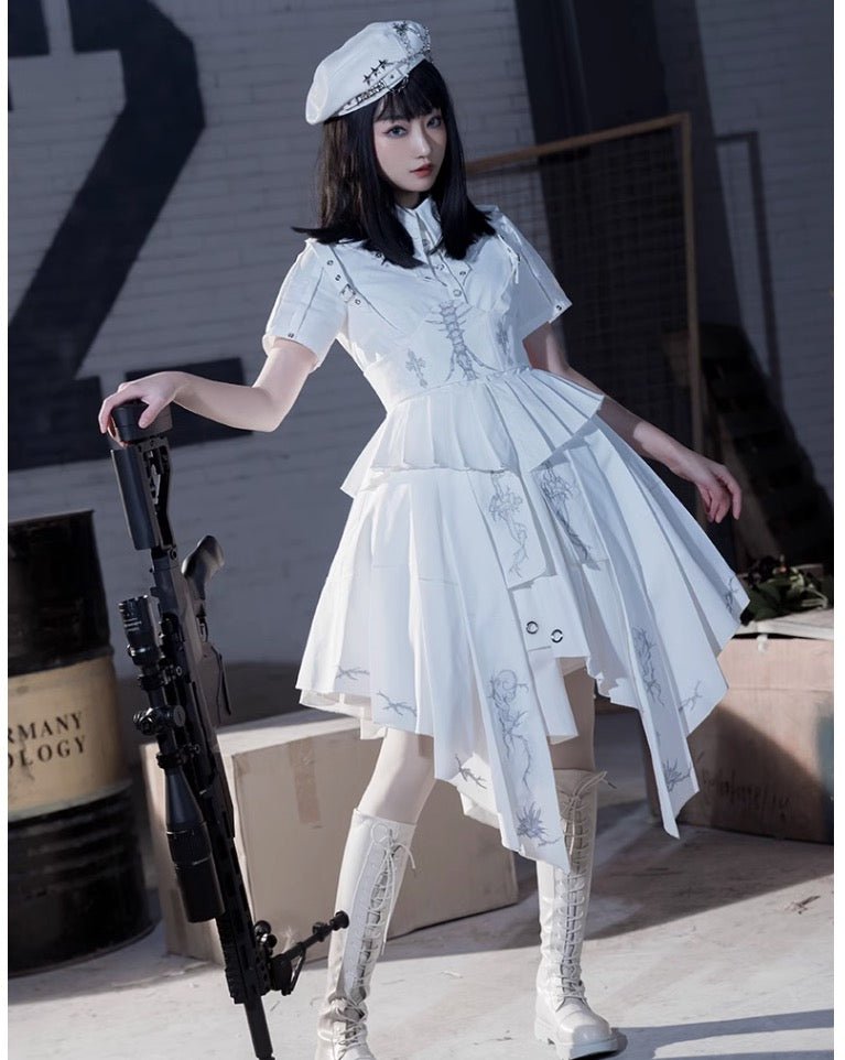 魔女のための ブラックロリータドレス 薇刺繍 - grimoire