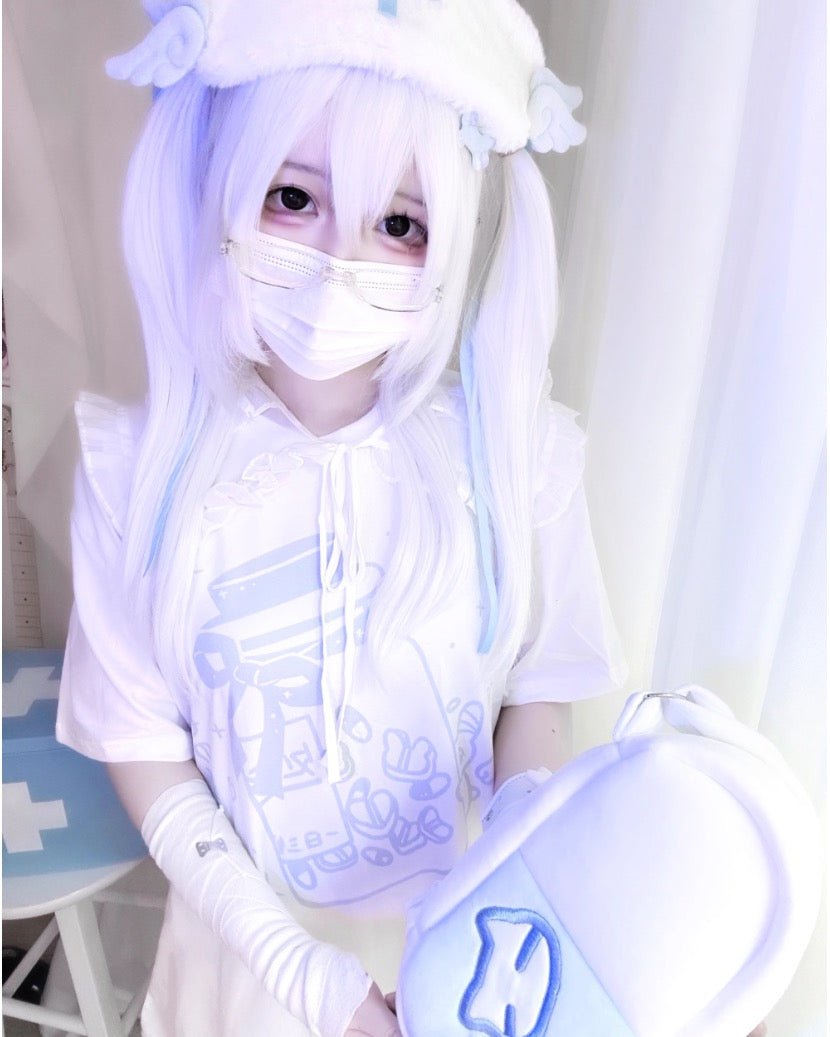 天使界隈 お薬瓶プリントの半袖Tシャツ - grimoire