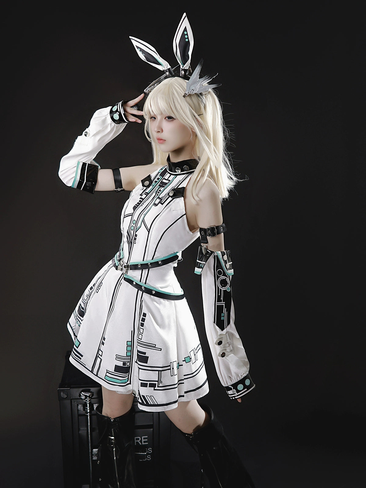 Y3K未来の戦乙女 – メカプリントロリィタセットアップ – 個性的