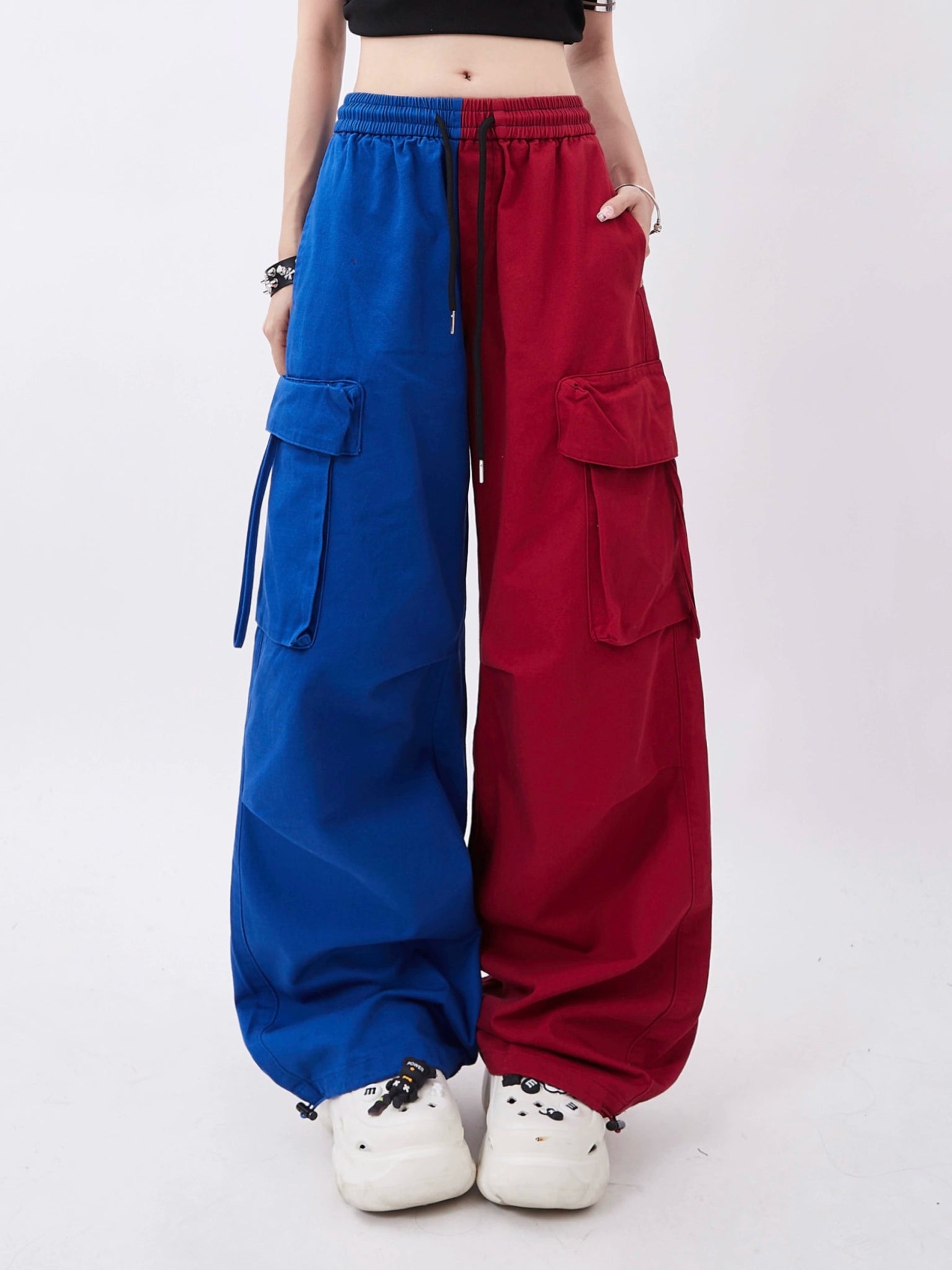 ガールクラッシュなバイカラー Y2Kパラシュートカーゴパンツ – 個性的 ガールクラッシュなバイカラー Y2Kパラシュートカーゴパンツ – 個性的